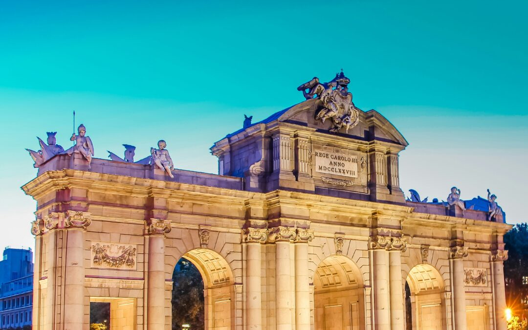 Puerta de Alcalá in Madrid is the preferred city for foreign investors. Foreign direct investment in Madrid accounts 62% of the total.