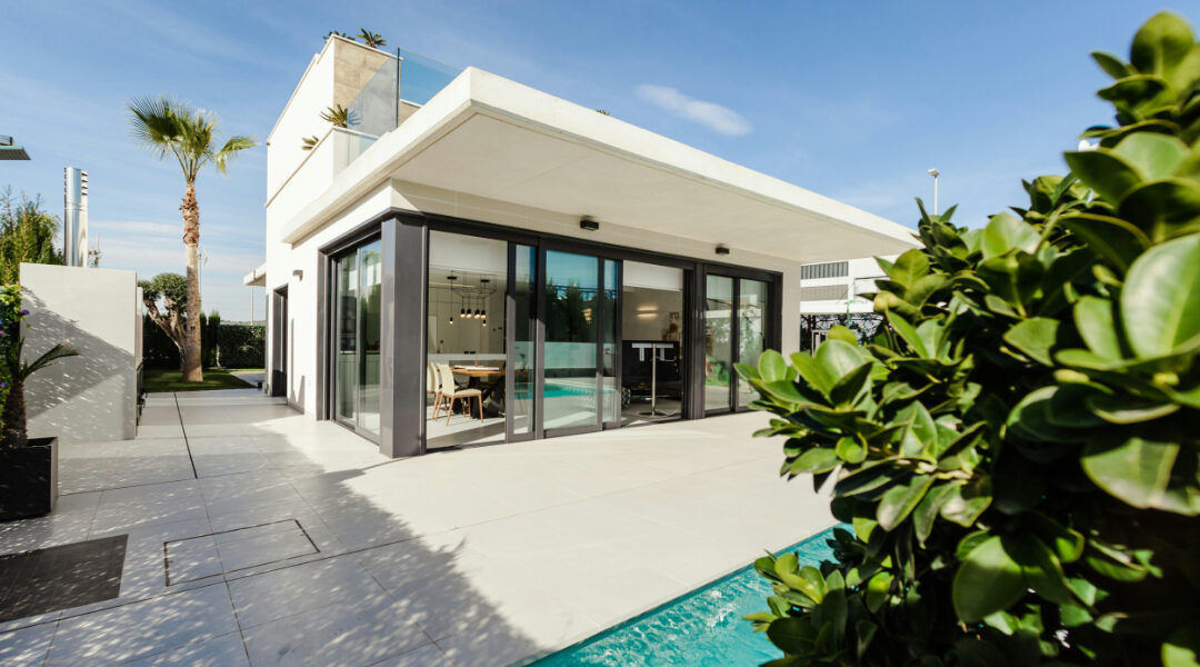 House in Guardamar del Segura, a house of the spanish real estate market.
